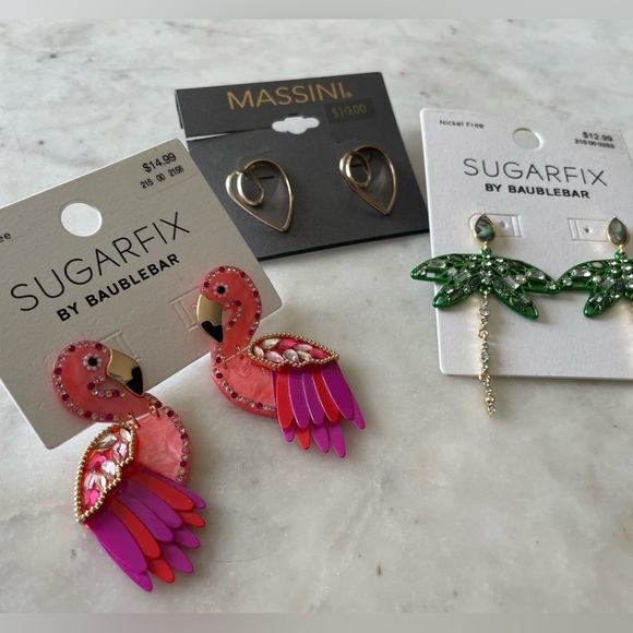 NWT Set of 3 Earrings for Summer! Pink Flamingos, Jeweled Dragonflies, & Hearts - Picture 2 of 5